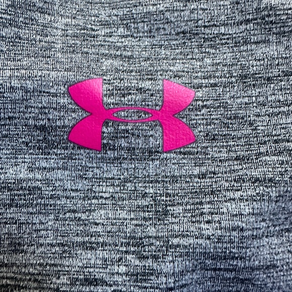 Under Armour  compression cold gear top. Size small.  Like new. Grey hot pink - Picture 5 of 7